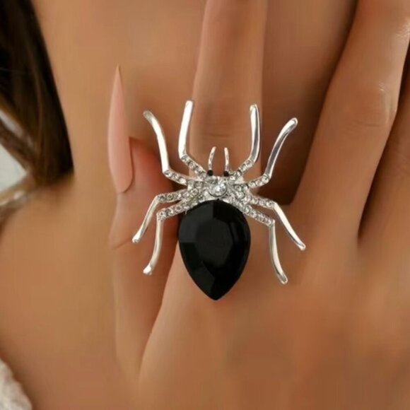Spider Black & Silver Rhinestone Ring - Picture 1 of 2